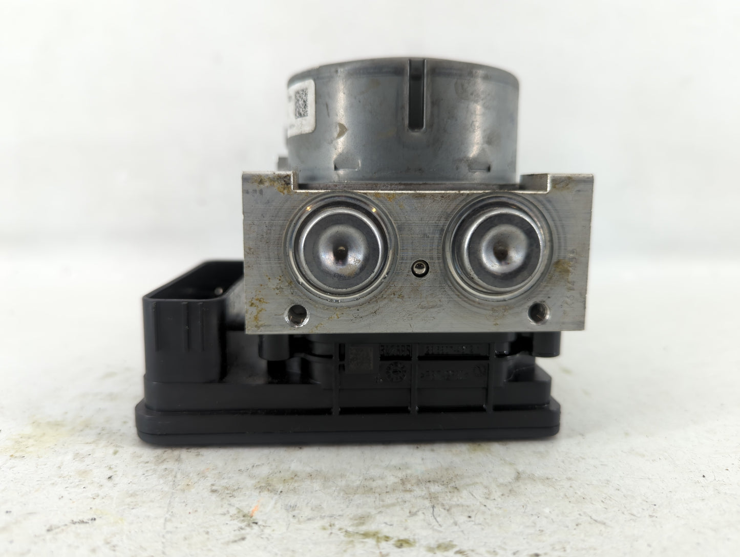 2013 Ford Fusion ABS Pump Control Module Replacement P/N:DG9C-2C405-FB Fits OEM Used Auto Parts - Oemusedautoparts1.com