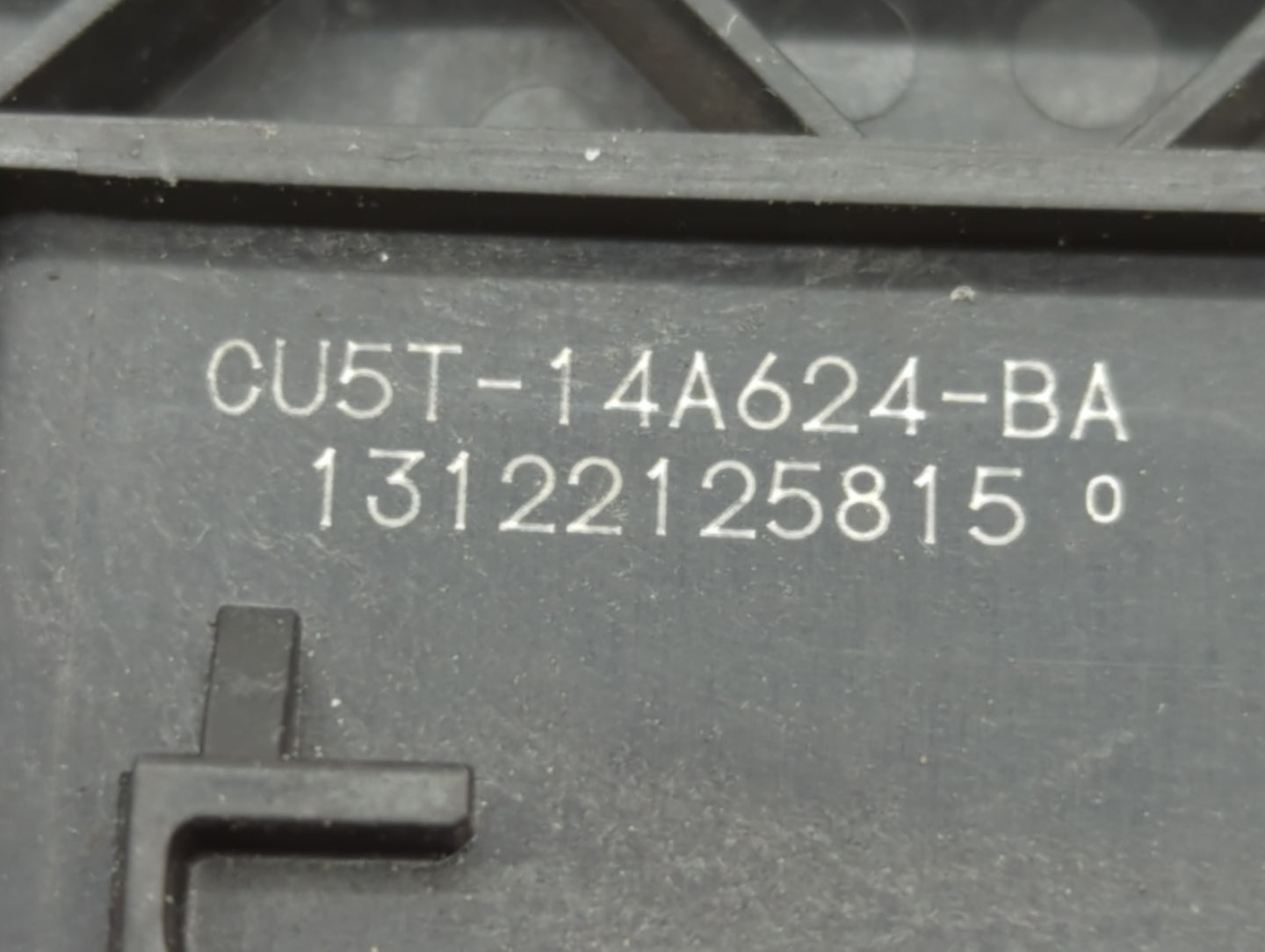 2013 Ford Fusion PCM Engine Control Computer ECU ECM PCU OEM P/N:DS7A-12A650-SM CU5T-14A624-BA, DG1A-12B684-AB Fits OEM Used
