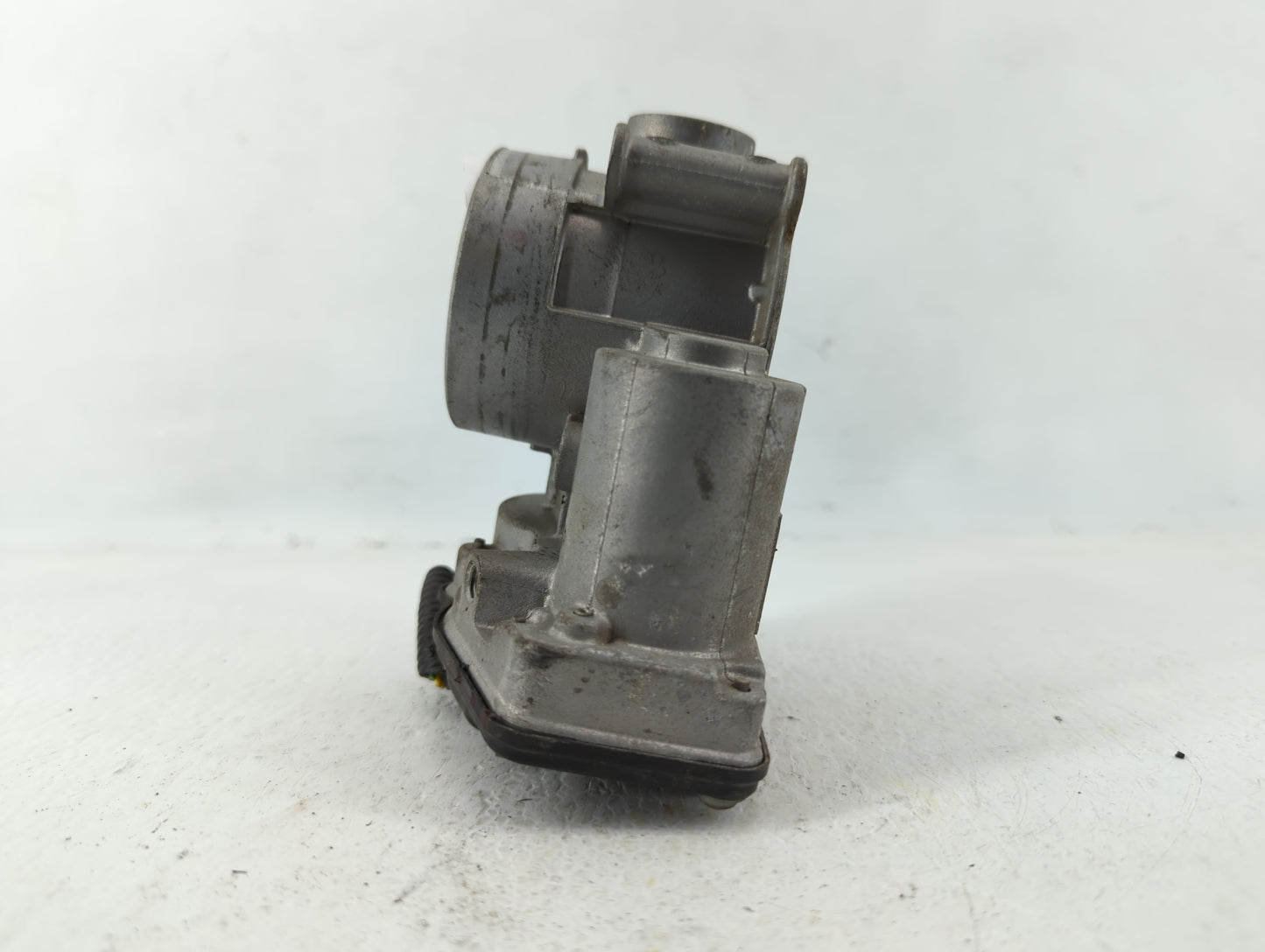 2013-2020 Ford Fusion Throttle Body P/N:DS7E-9F991-AD Fits Fits 2013 2014 2015 2016 2017 2018 2019 2020 2021 2022 OEM Used A
