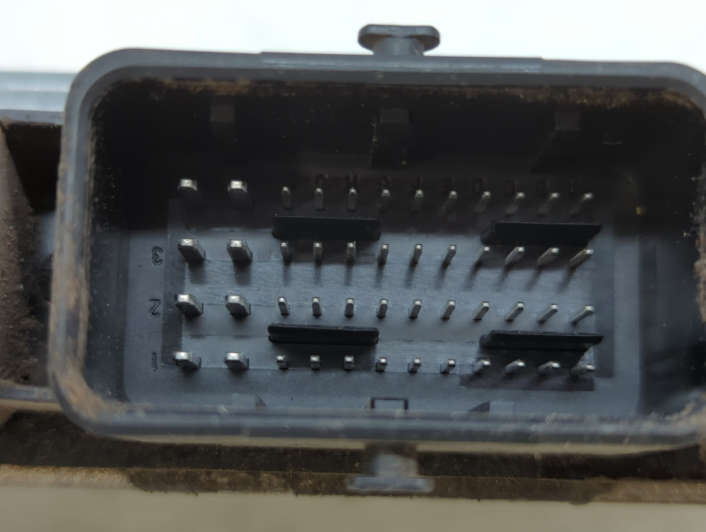 2013 Ford Fusion PCM Engine Control Computer ECU ECM PCU OEM P/N:DS7A-12A650-ATG Fits OEM Used Auto Parts - Oemusedautoparts