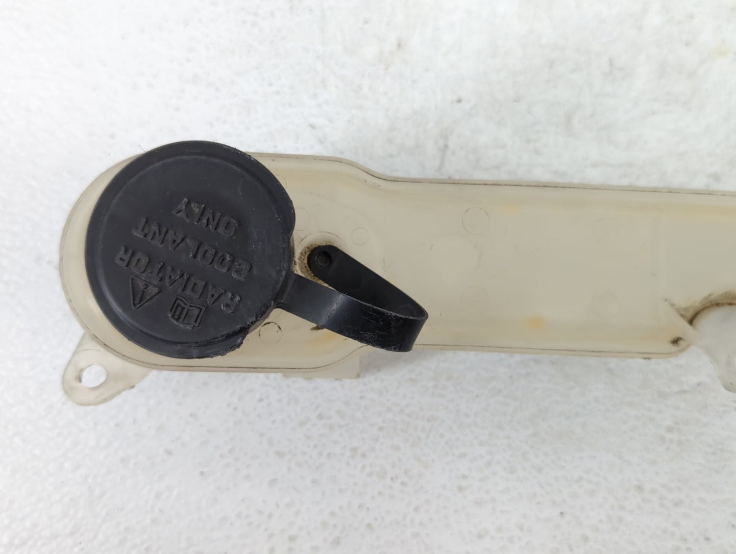 2015 Ford Fusion Coolant Overflow Reservoir Bottle Reserve Tank - Oemusedautoparts1.com