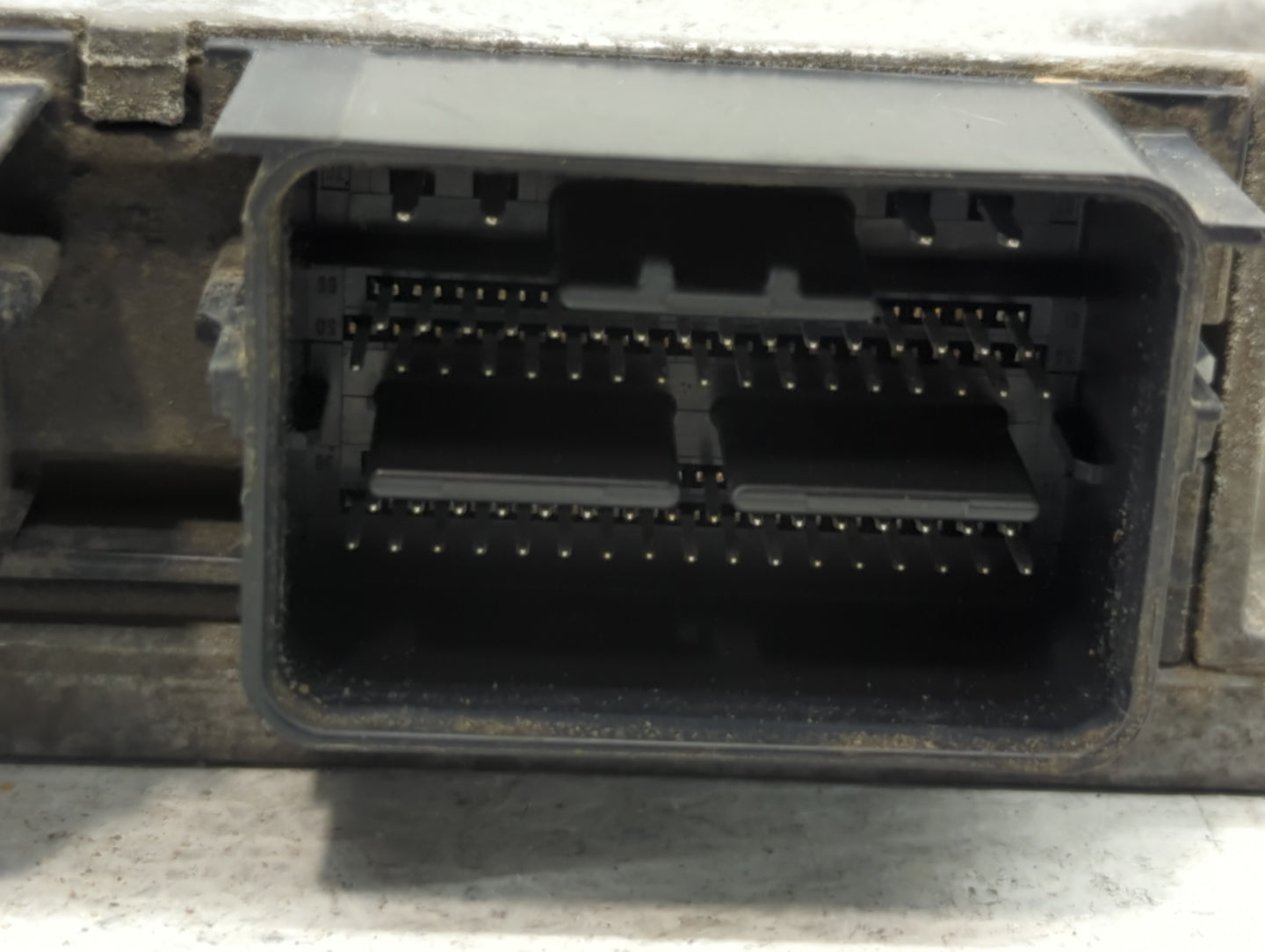 2013 Ford Fusion PCM Engine Control Computer ECU ECM PCU OEM P/N:DS7A-12A650-ACL DS7A-12A650-ACH, DS7A-12A650-ABJ Fits OEM U