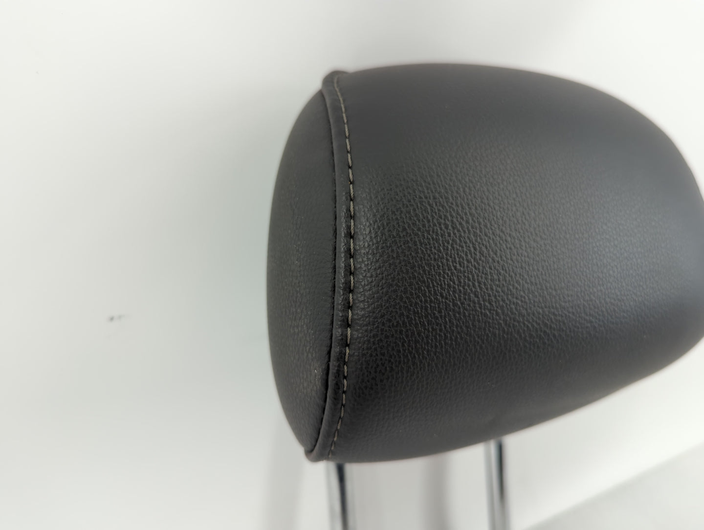 Ford Fusion Headrest Head Rest Rear Seat Black - Oemusedautoparts1.com