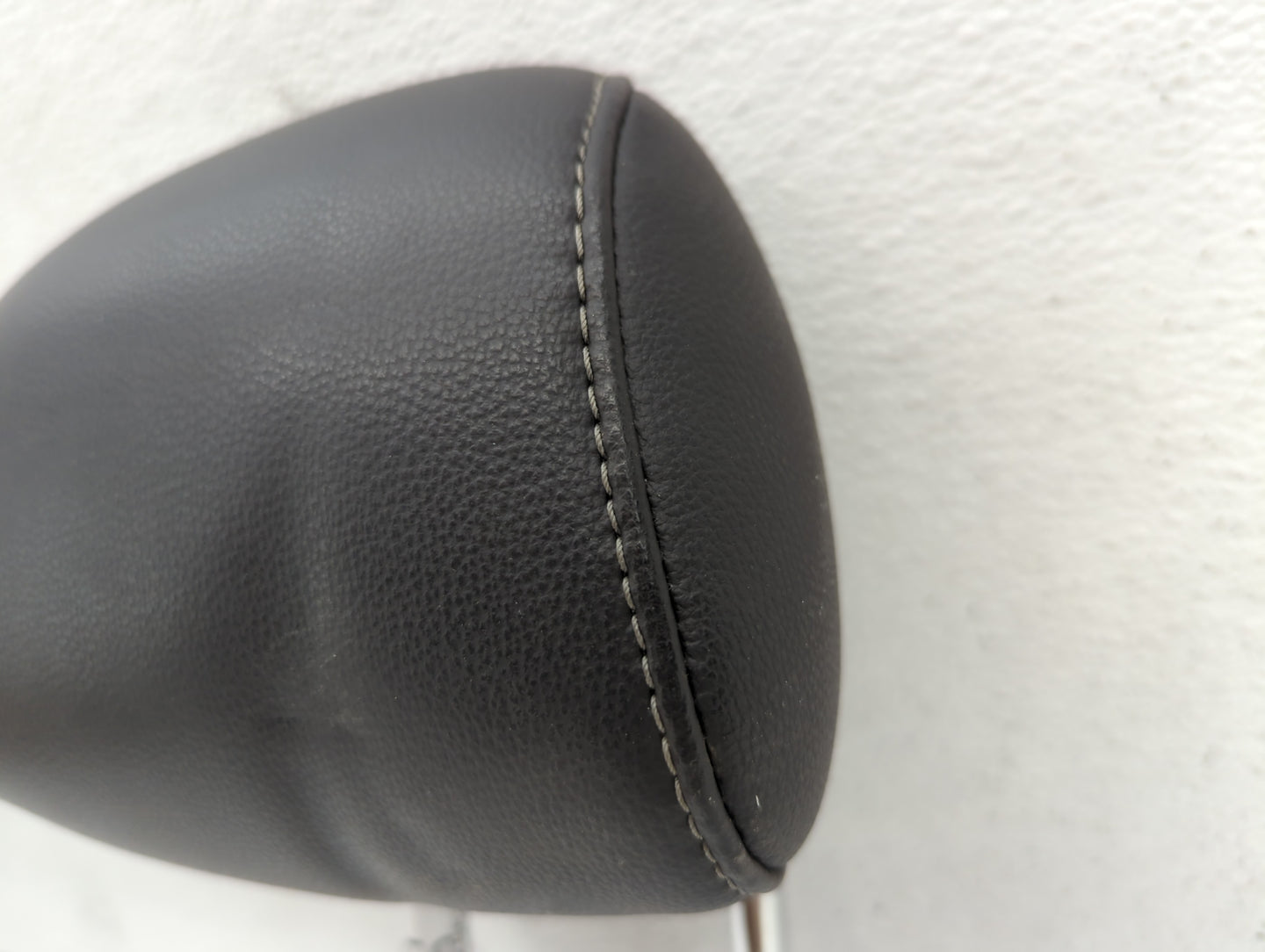 2013 Ford Fusion Headrest Head Rest Rear Seat Fits Fits 1999 2000 2001 2002 2003 OEM Used Auto Parts - Oemusedautoparts1.com