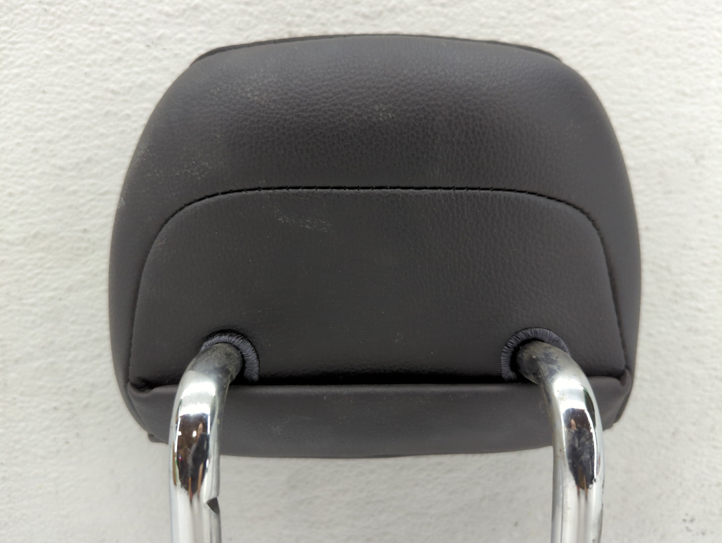 2013 Ford Fusion Headrest Head Rest Rear Seat Fits Fits 1999 2000 2001 2002 2003 OEM Used Auto Parts - Oemusedautoparts1.com