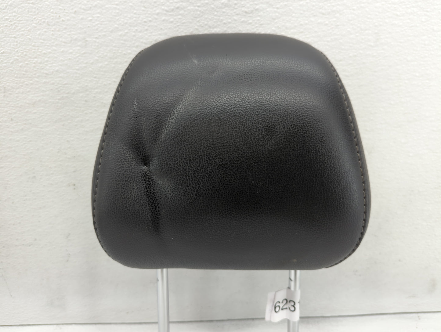 2013 Ford Fusion Headrest Head Rest Front Driver Passenger Seat Fits Fits 1999 2000 2001 2002 OEM Used Auto Parts - Oemuseda