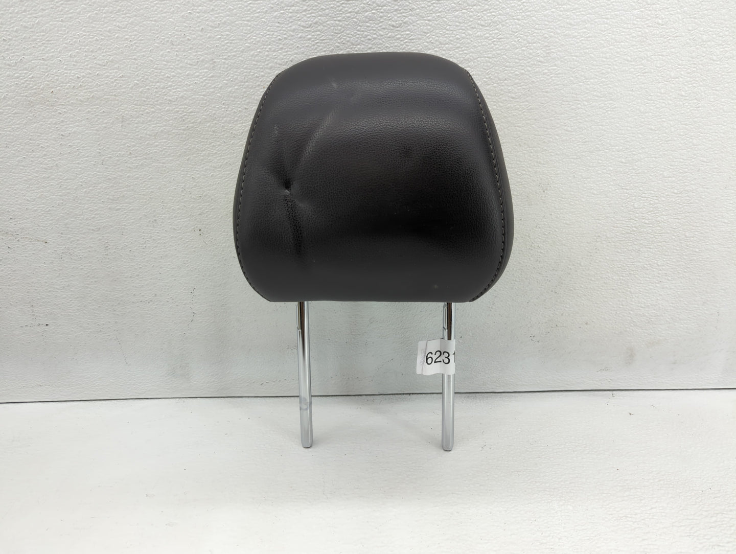 2013 Ford Fusion Headrest Head Rest Front Driver Passenger Seat Fits Fits 1999 2000 2001 2002 OEM Used Auto Parts - Oemuseda