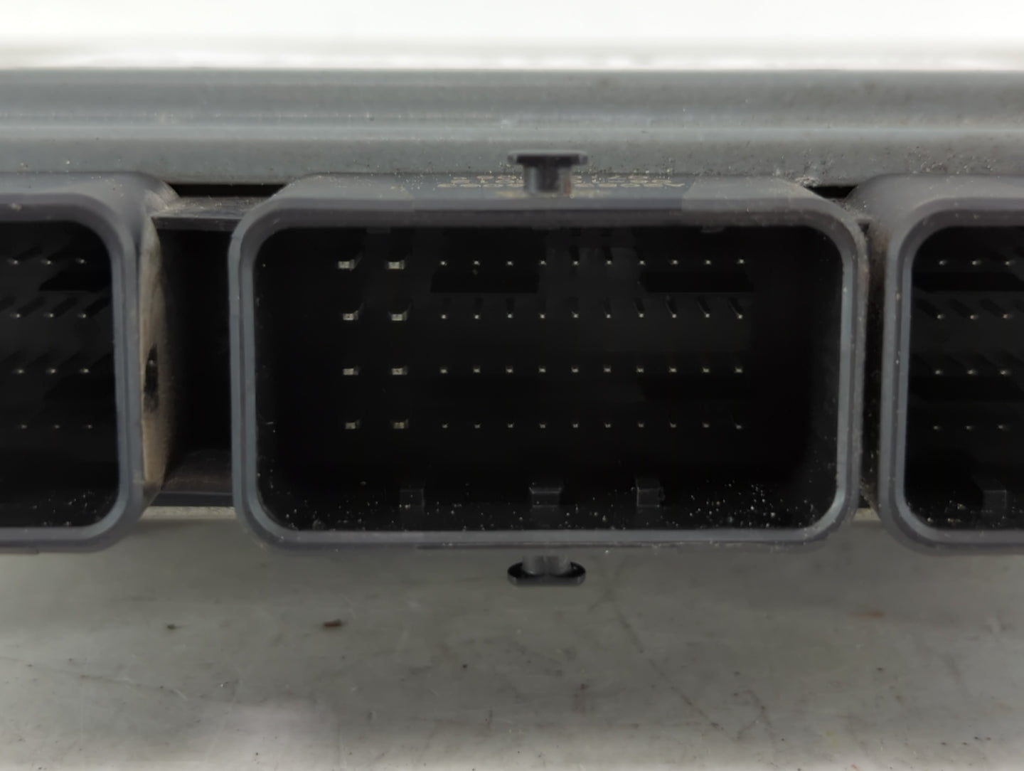 2013 Ford Fusion PCM Engine Control Computer ECU ECM PCU OEM P/N:DS7A-12A650-ATJ Fits OEM Used Auto Parts - Oemusedautoparts