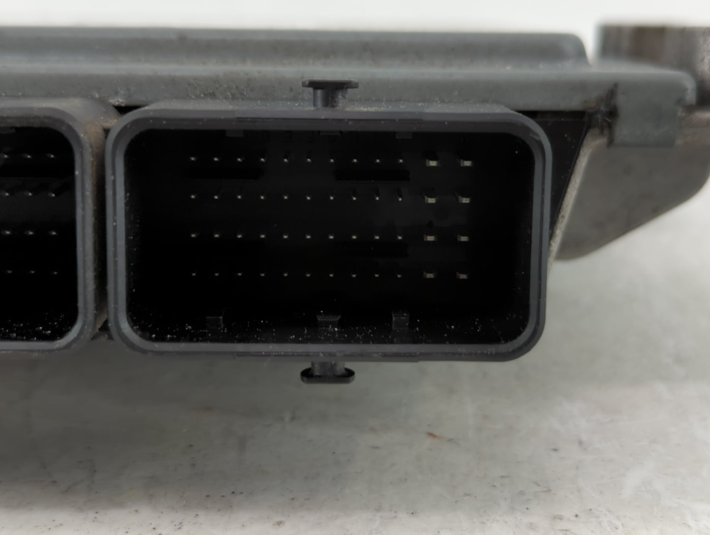 2013 Ford Fusion PCM Engine Control Computer ECU ECM PCU OEM P/N:DS7A-12A650-ATJ Fits OEM Used Auto Parts - Oemusedautoparts