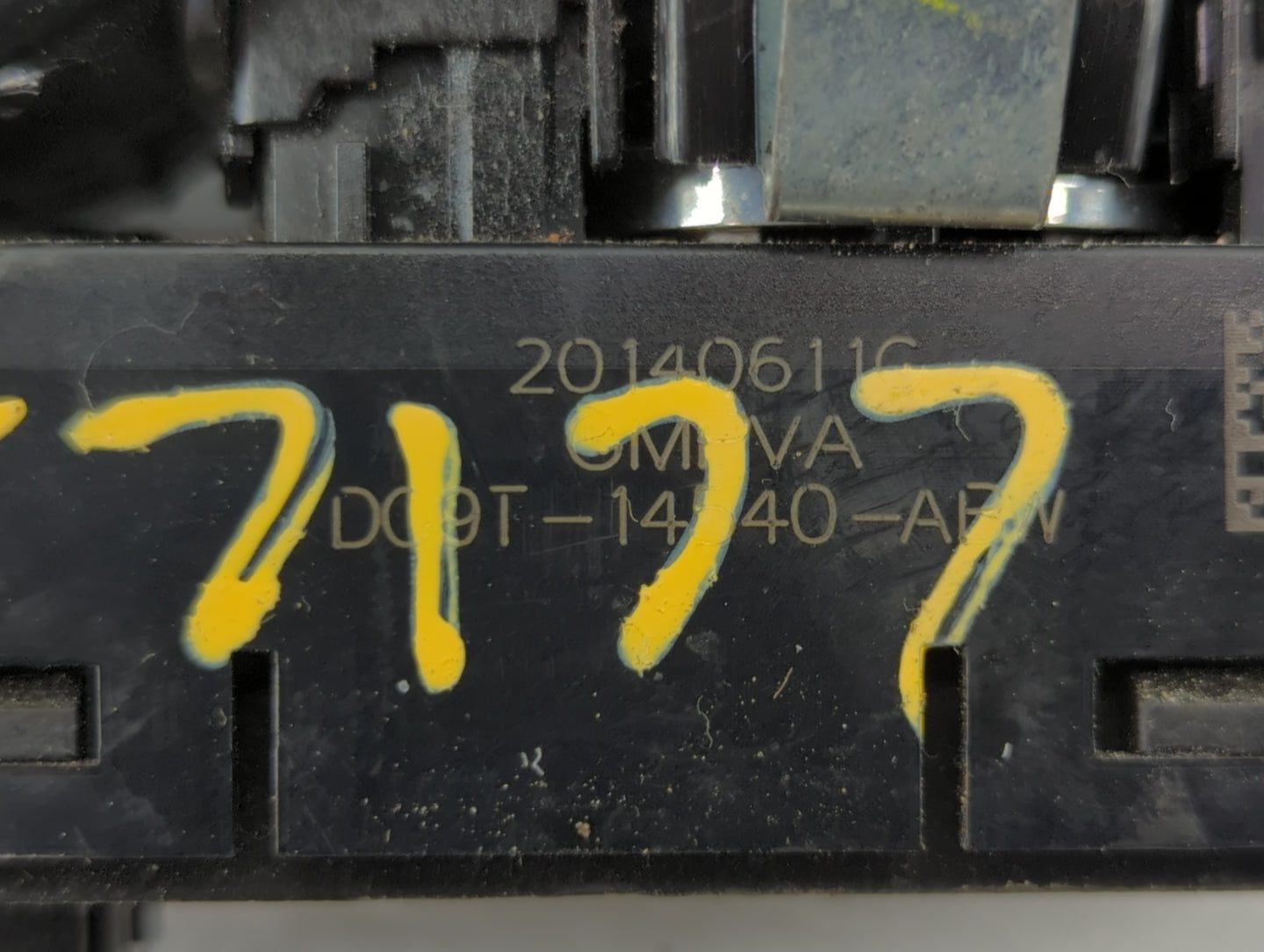 2013-2020 Ford Fusion Master Power Window Switch Replacement Driver Side Left P/N:DG9T-14540-ABW Fits OEM Used Auto Parts - 