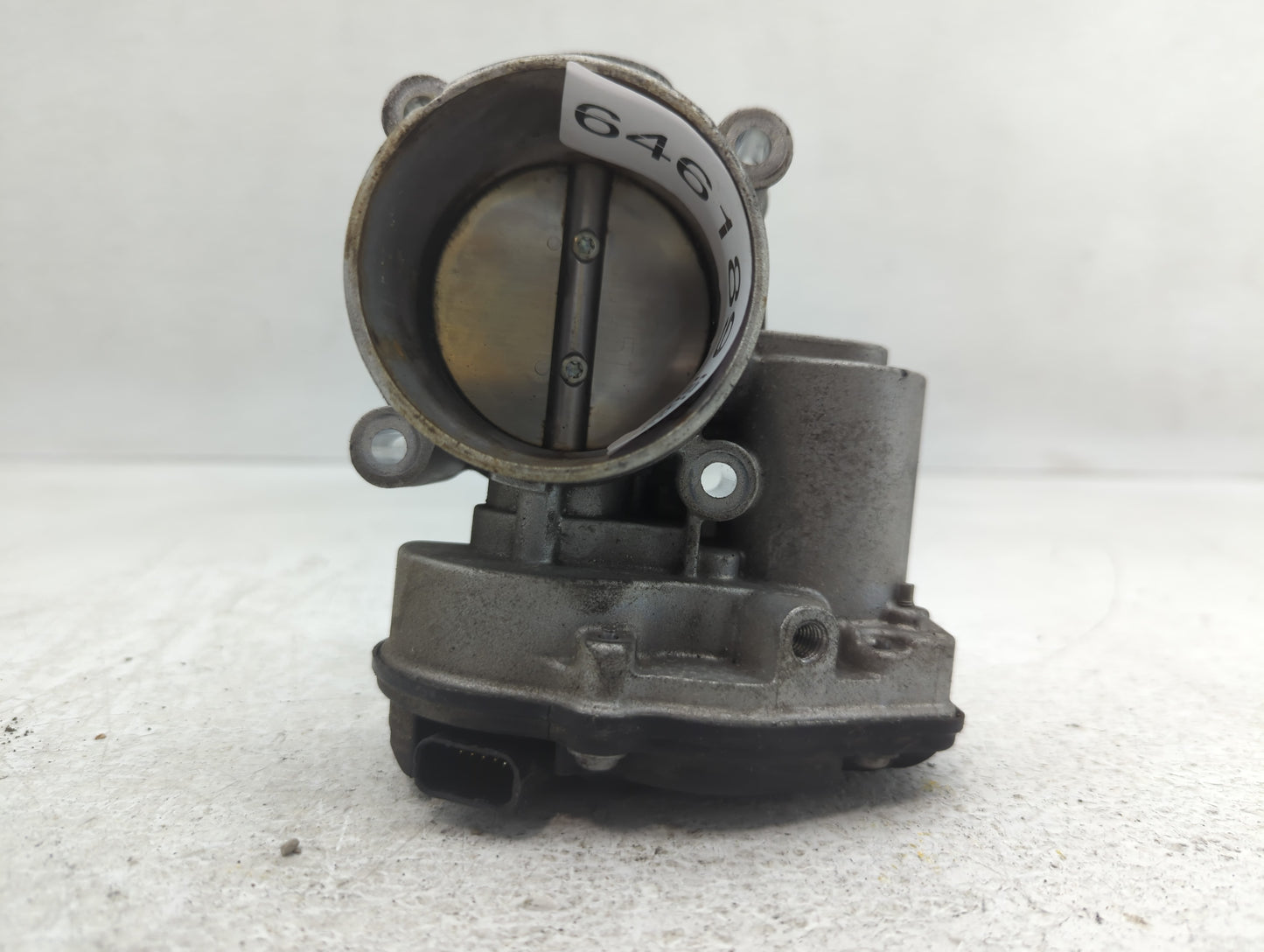 2013-2014 Ford Fusion Throttle Body P/N:DS7E-9F991-AF Fits Fits 2013 2014 2015 2016 2017 2018 2019 OEM Used Auto Parts - Oem