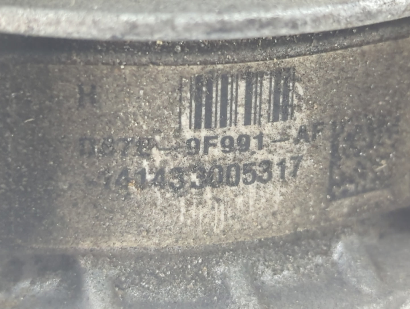 2013-2014 Ford Fusion Throttle Body P/N:DS7E-9F991-AF Fits Fits 2013 2014 2015 2016 2017 2018 2019 OEM Used Auto Parts - Oem