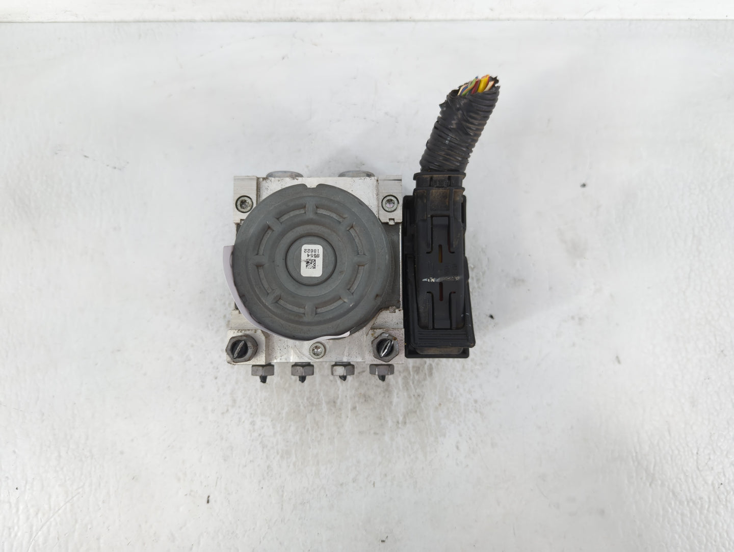 2013 Ford Fusion ABS Pump Control Module Replacement P/N:DG9C-2C405-AH Fits OEM Used Auto Parts - Oemusedautoparts1.com