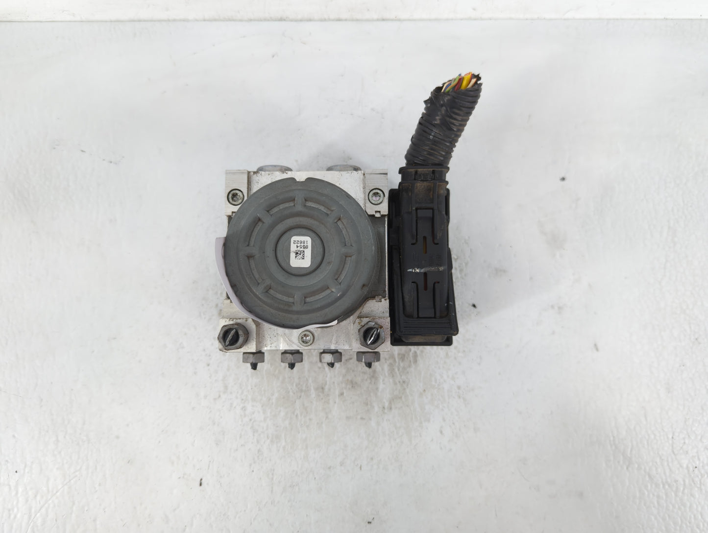 2013 Ford Fusion ABS Pump Control Module Replacement P/N:DG9C-2C405-AH Fits OEM Used Auto Parts - Oemusedautoparts1.com