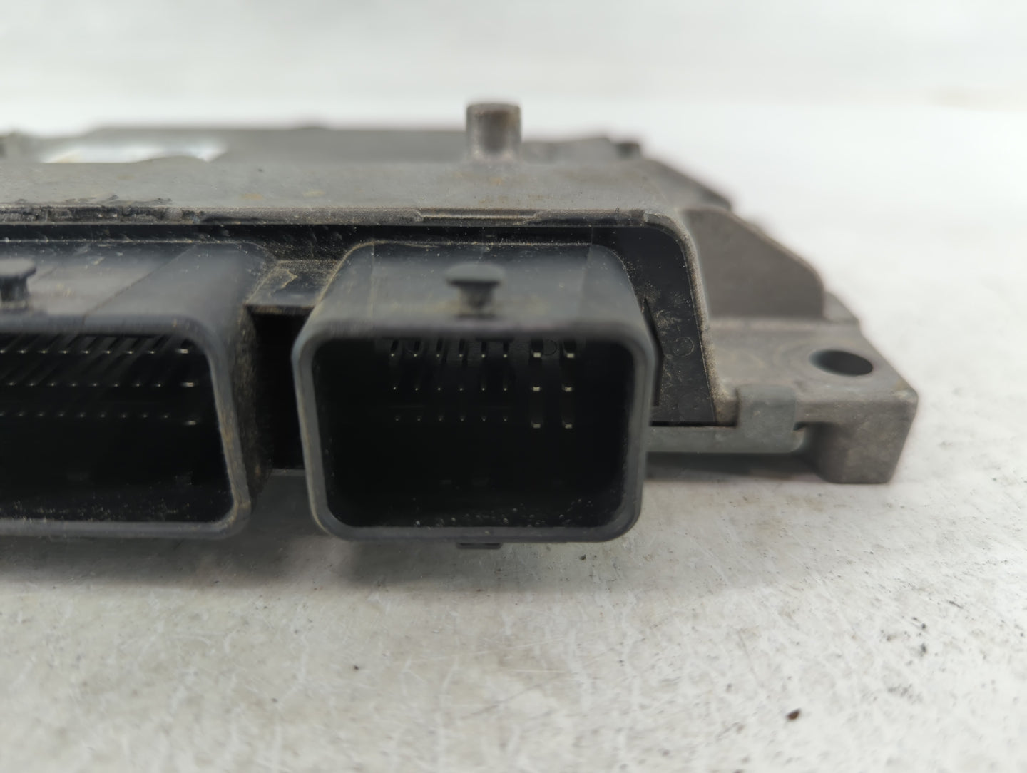 2013 Ford Fusion PCM Engine Control Computer ECU ECM PCU OEM P/N:DVX1-DS7A-12A650-BFB Fits OEM Used Auto Parts - Oemusedauto