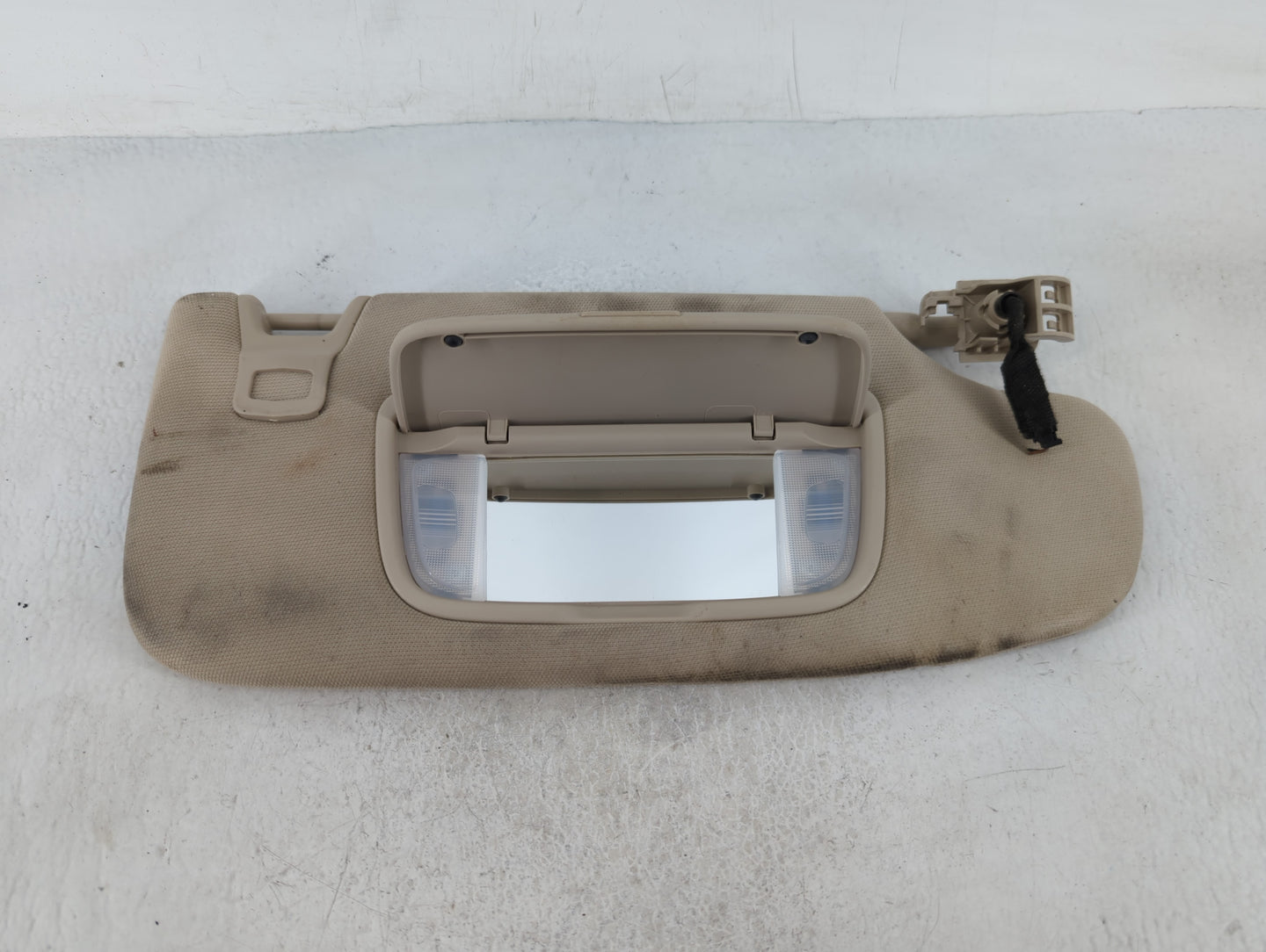 2013-2014 Ford Fusion Sun Visor Shade Replacement Passenger Right Mirror Fits Fits 2013 2014 OEM Used Auto Parts - Oemusedau