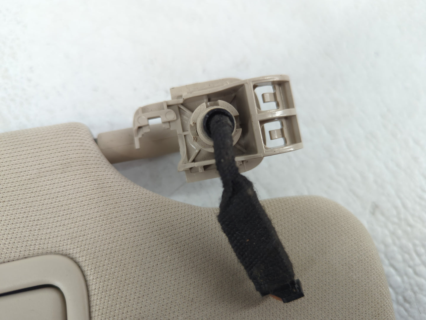 2013-2014 Ford Fusion Sun Visor Shade Replacement Passenger Right Mirror Fits Fits 2013 2014 OEM Used Auto Parts - Oemusedau