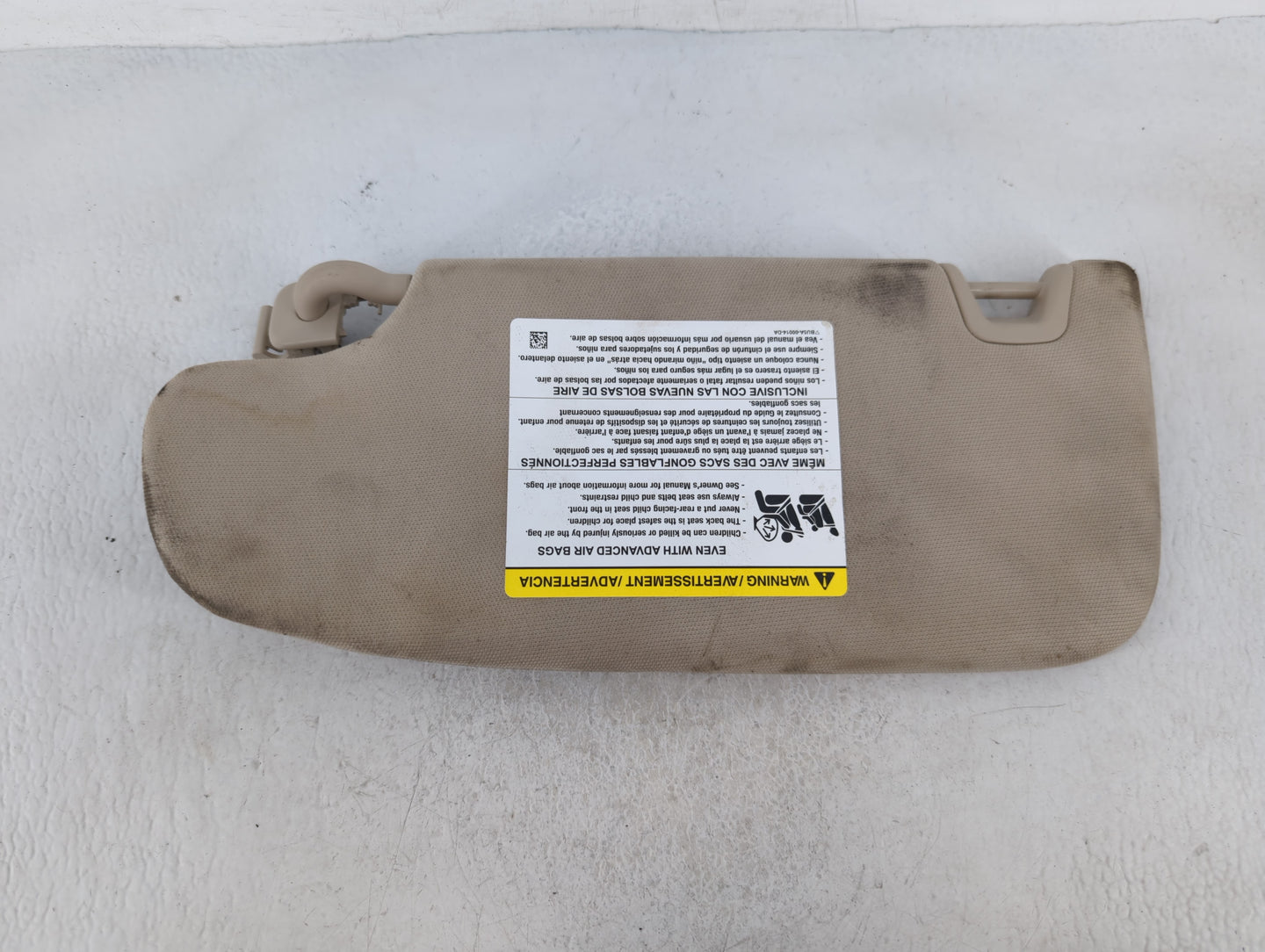 2013-2014 Ford Fusion Sun Visor Shade Replacement Passenger Right Mirror Fits Fits 2013 2014 OEM Used Auto Parts - Oemusedau