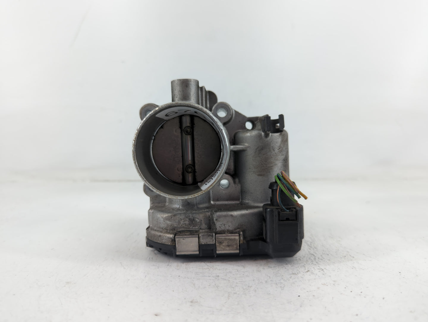 2013-2014 Ford Fusion Throttle Body P/N:7S7G-9F991-CA Fits Fits 2013 2014 2015 2016 2017 2018 2019 OEM Used Auto Parts - Oem