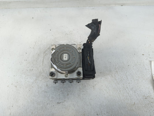 2013 Ford Fusion ABS Pump Control Module Replacement P/N:DG9C-2C405-AH Fits OEM Used Auto Parts