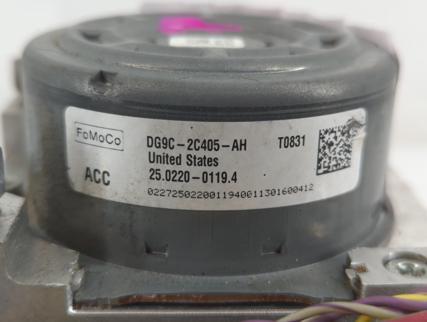 2013 Ford Fusion ABS Pump Control Module Replacement P/N:DG9C-2C405-AH Fits OEM Used Auto Parts - Oemusedautoparts1.com