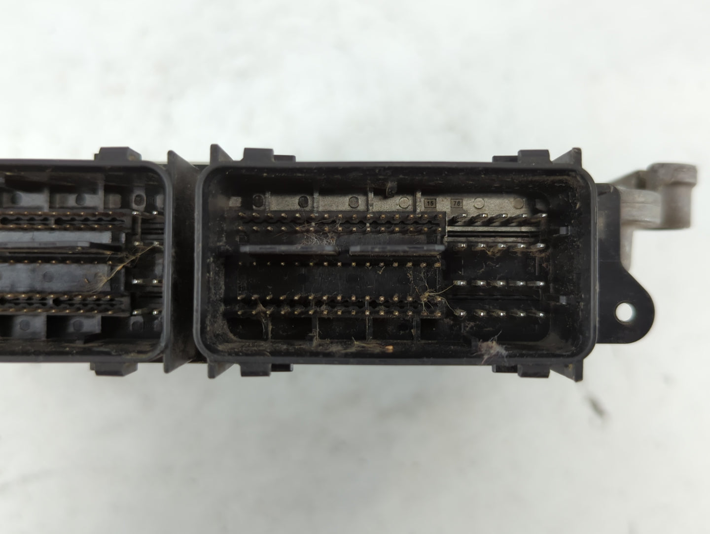 2013 Ford Fusion PCM Engine Control Computer ECU ECM PCU OEM P/N:DG1A-12B684-AB DS7A-12A650-SJ Fits OEM Used Auto Parts - Oe