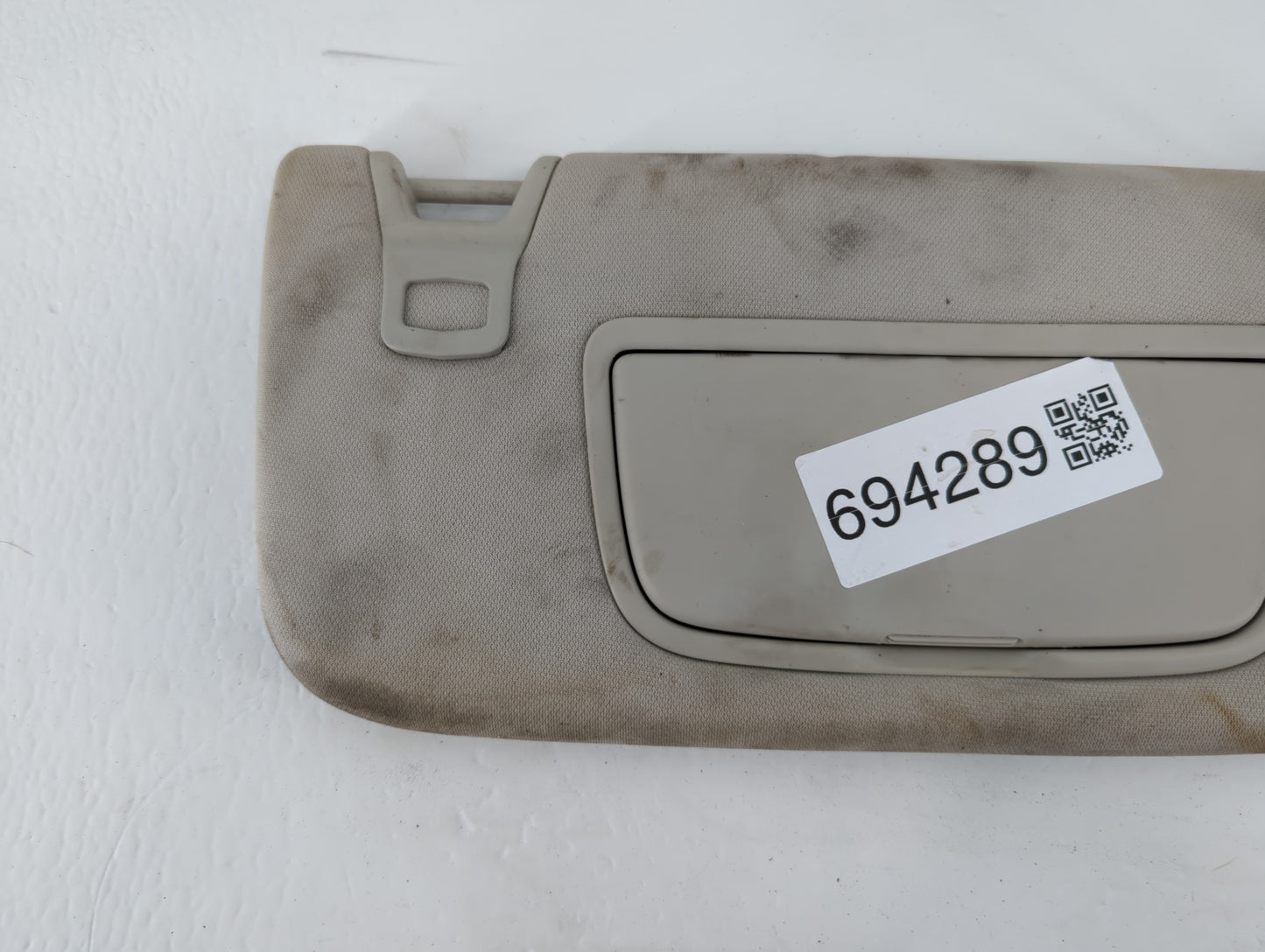 2013-2014 Ford Fusion Sun Visor Shade Replacement Passenger Right Mirror Fits Fits 2013 2014 OEM Used Auto Parts - Oemusedau
