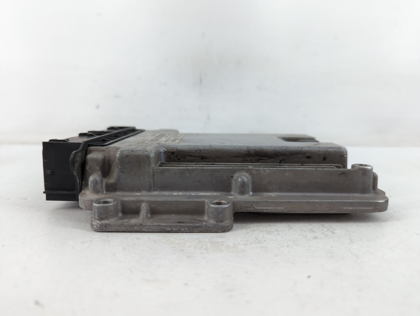 2013 Ford Fusion PCM Engine Control Computer ECU ECM PCU OEM P/N:DS7A-12A650-RL 0 261 S09 584 Fits OEM Used Auto Parts - Oem