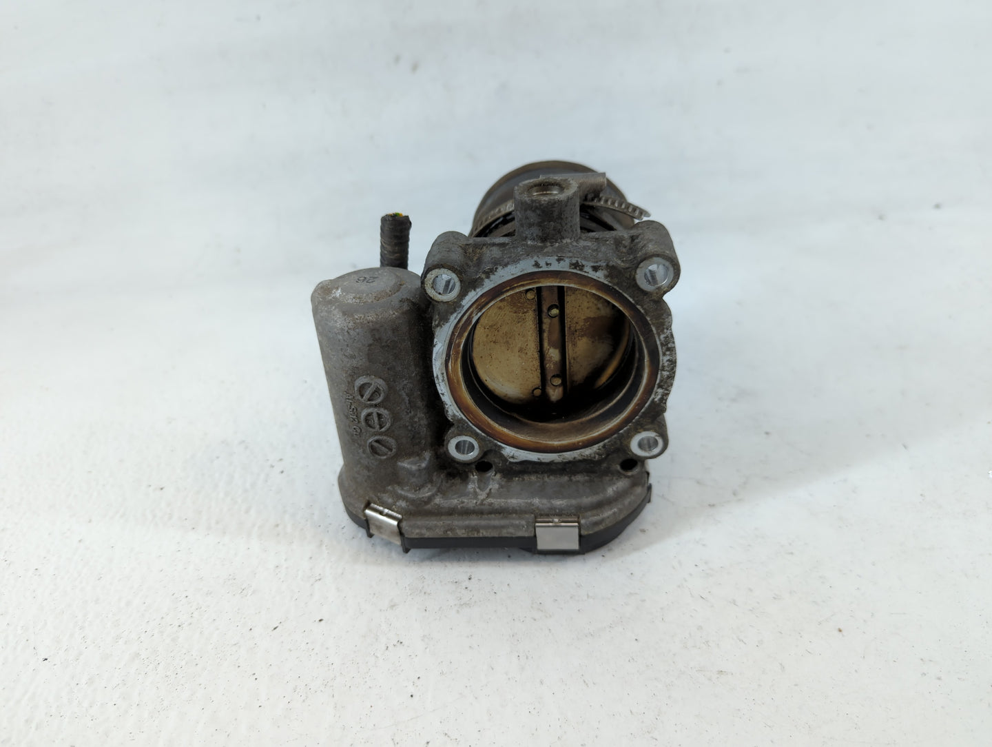 2013 Ford Fusion Throttle Body P/N:CM5E 9F991 AD Fits Fits 2012 2014 2015 2016 2017 OEM Used Auto Parts - Oemusedautoparts1.