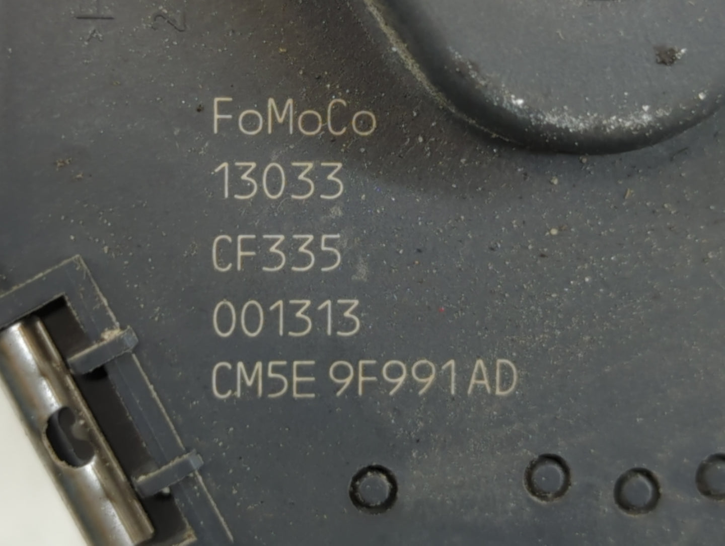 2013 Ford Fusion Throttle Body P/N:CM5E 9F991 AD Fits Fits 2012 2014 2015 2016 2017 OEM Used Auto Parts - Oemusedautoparts1.