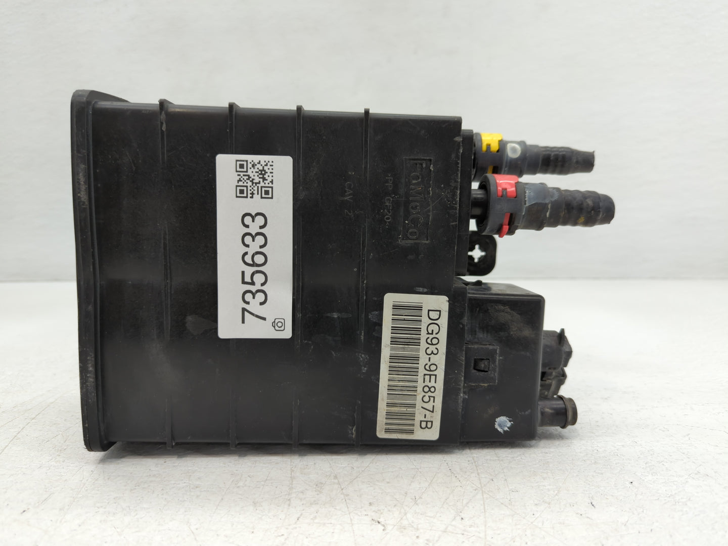2013 Ford Fusion Fuel Vapor Charcoal Canister 735633 - Oemusedautoparts1.com