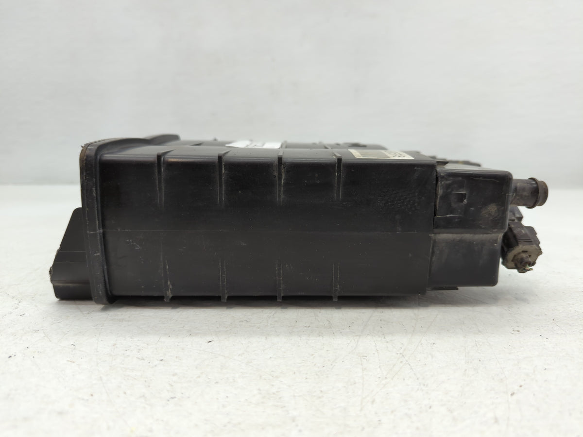 2013 Ford Fusion Fuel Vapor Charcoal Canister 735633 - Oemusedautoparts1.com