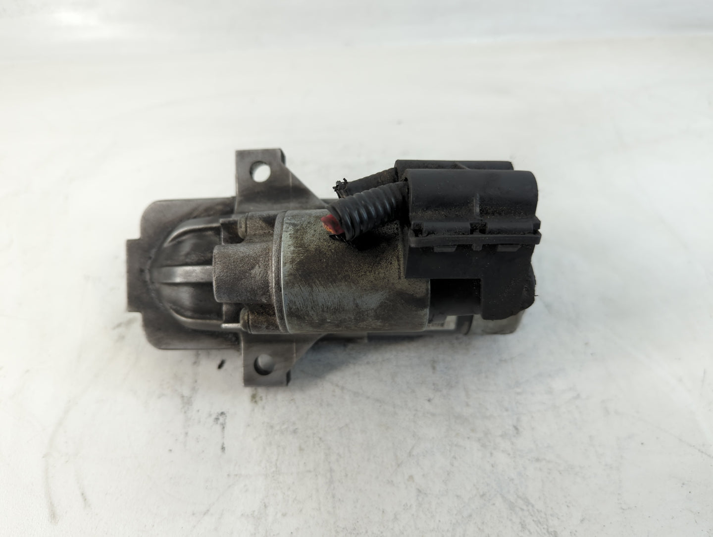 2013-2020 Ford Fusion Car Starter Motor Solenoid OEM P/N:0813 B B85T-11000-BA Fits OEM Used Auto Parts - Oemusedautoparts1.c
