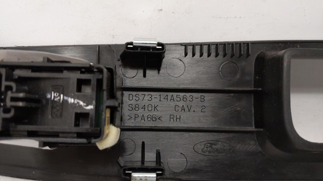 2013 Ford Fusion Passeneger Right Power Window Switch Ds73-14a563-b - Oemusedautoparts1.com