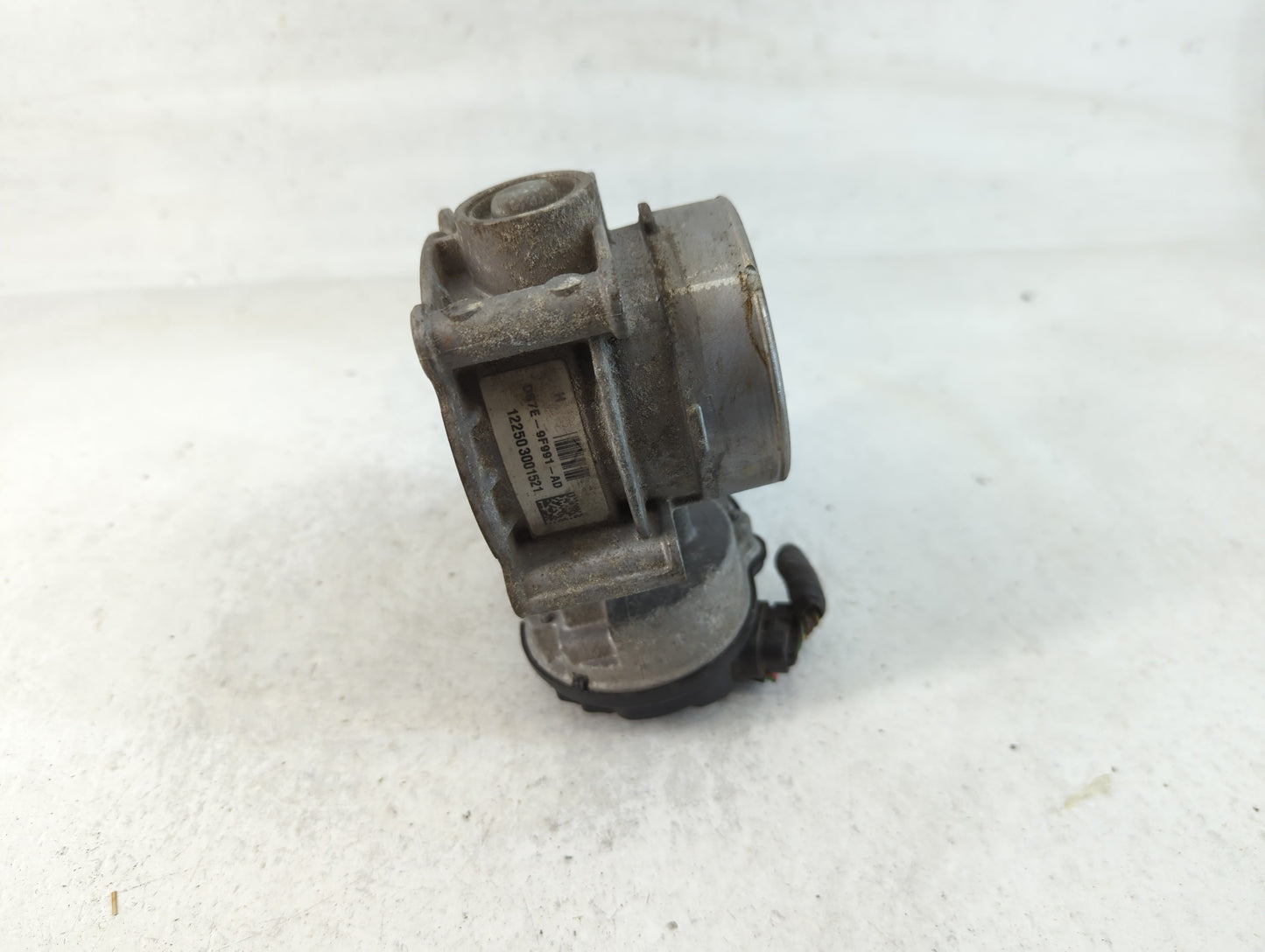 2013-2020 Ford Fusion Throttle Body P/N:DS7E-9F991-AD Fits Fits 2013 2014 2015 2016 2017 2018 2019 2020 2021 2022 OEM Used A