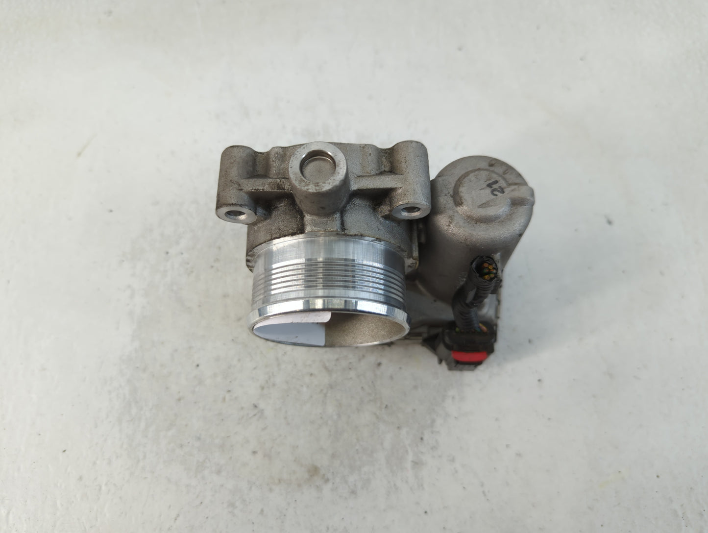 2013 Ford Fusion Throttle Body P/N:CM5E 9F991 AD Fits Fits 2012 2014 2015 2016 2017 OEM Used Auto Parts - Oemusedautoparts1.