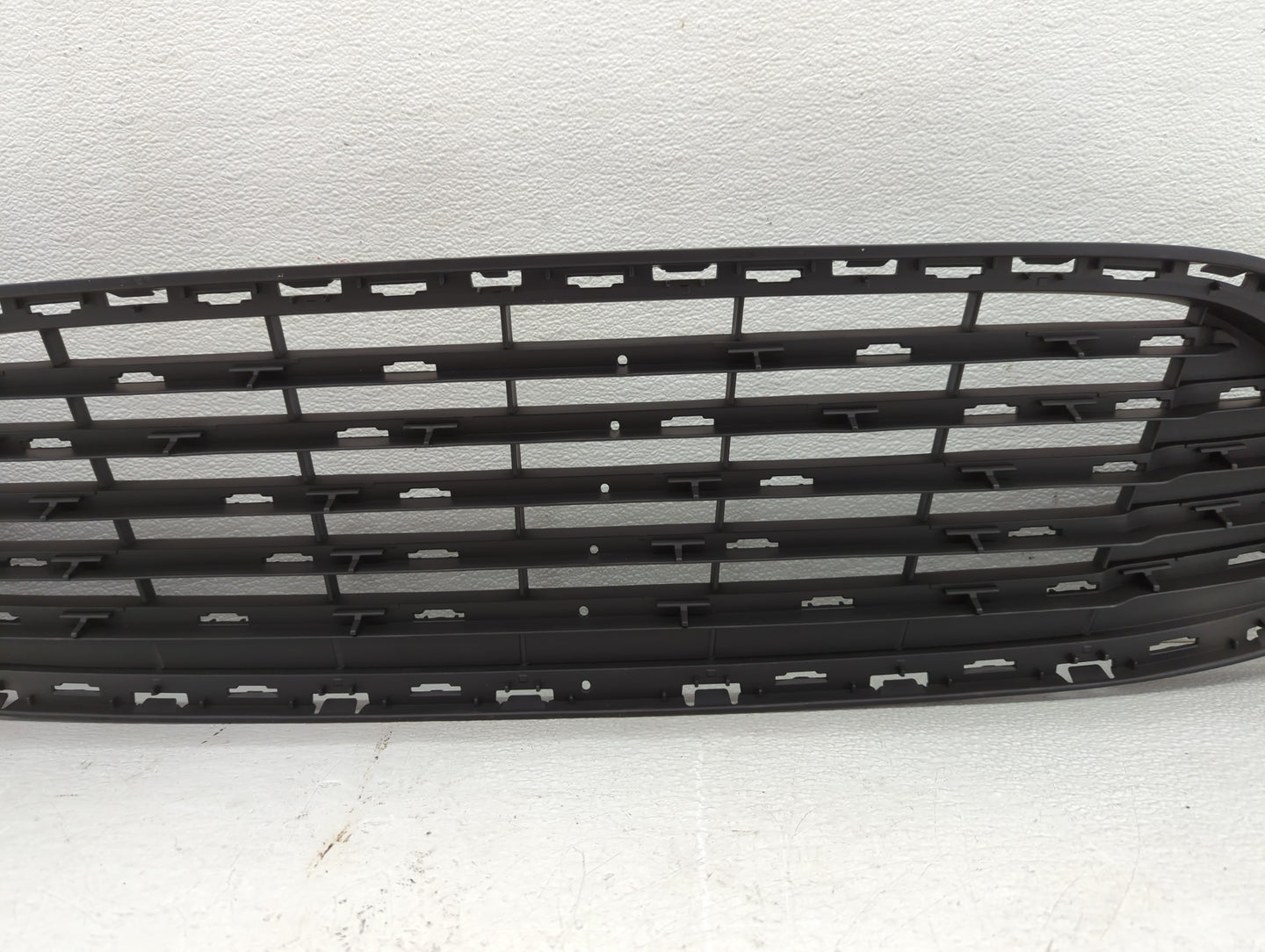 2013-2016 Ford Fusion Front Grille Bumper Not Included - Oemusedautoparts1.com