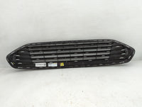 2013-2016 Ford Fusion Front Grille Bumper Not Included - Oemusedautoparts1.com