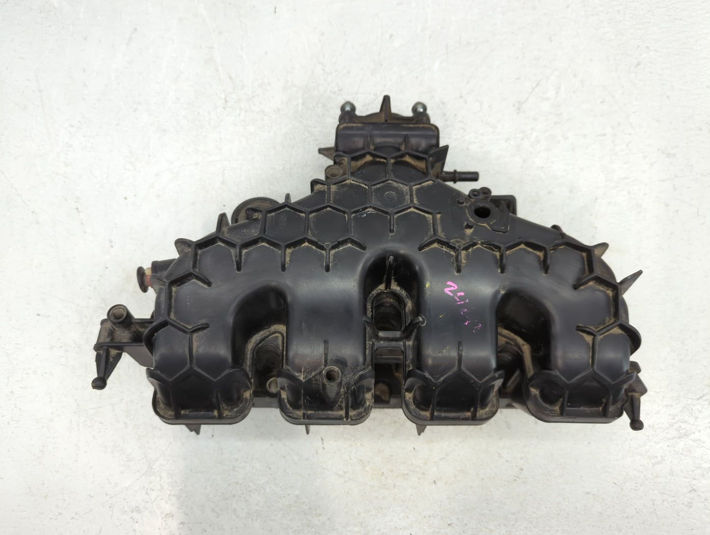 2013 Ford Fusion Air Intake Manifold P/N:>PA6-GF30< M5X2D Fits Fits 2014 2015 2016 OEM Used Auto Parts - Oemusedautoparts1.c