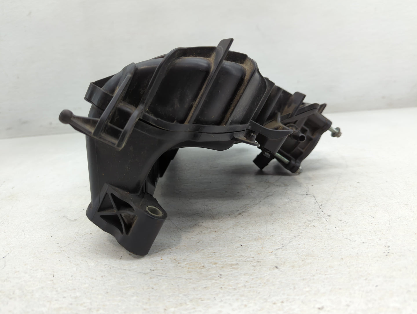 2013 Ford Fusion Air Intake Manifold P/N:>PA6-GF30< M5X2D Fits Fits 2014 2015 2016 OEM Used Auto Parts - Oemusedautoparts1.c
