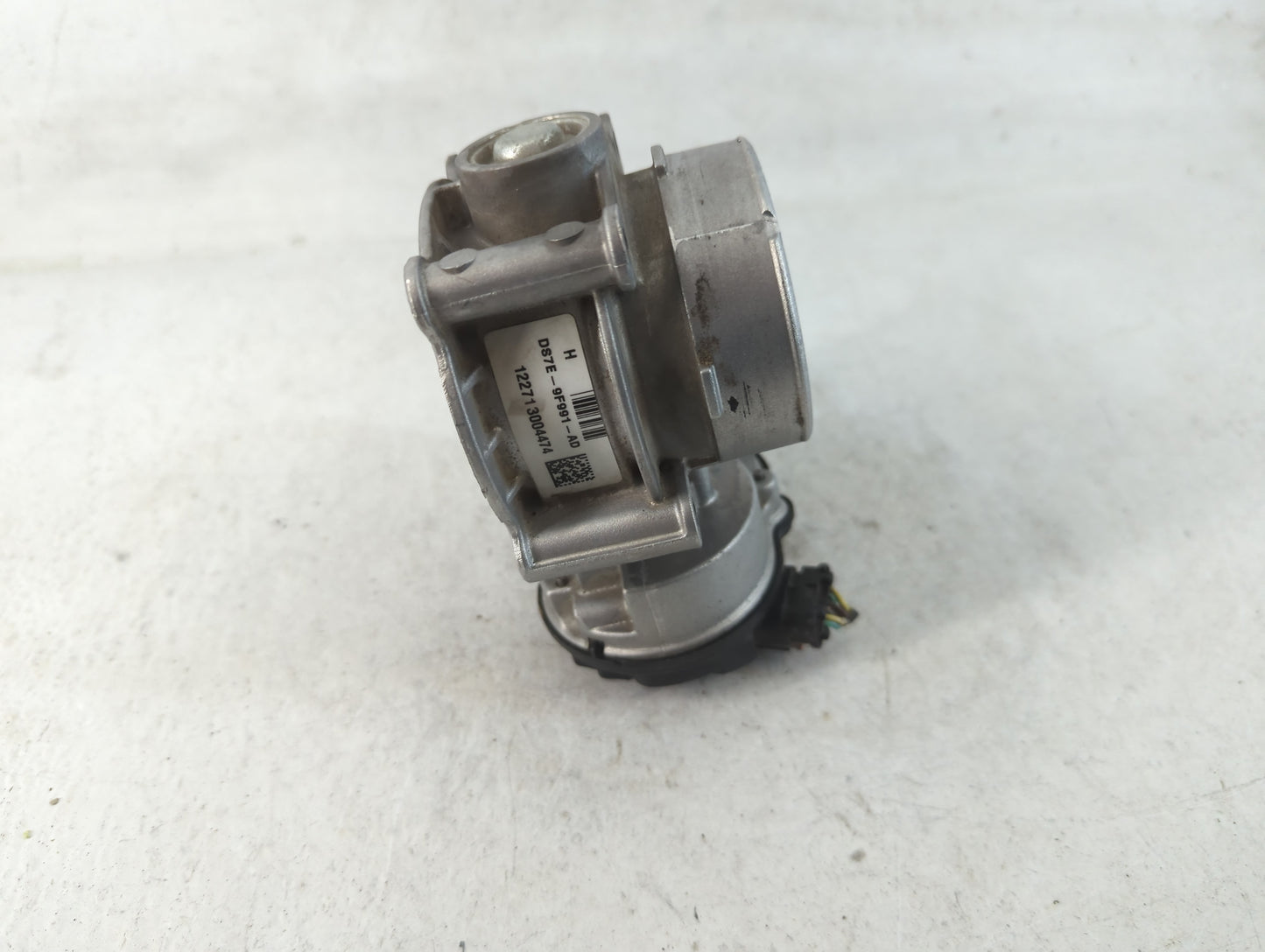 2013-2020 Ford Fusion Throttle Body P/N:DS7E-9F991-AD Fits Fits 2013 2014 2015 2016 2017 2018 2019 2020 2021 2022 OEM Used A