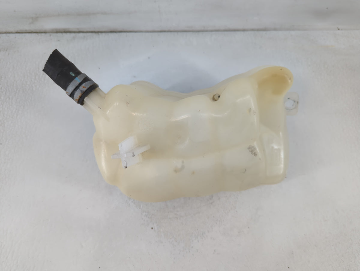 2013-2016 Ford Fusion Radiator Coolant Overflow Expansion Tank Bottle 789377 - Oemusedautoparts1.com