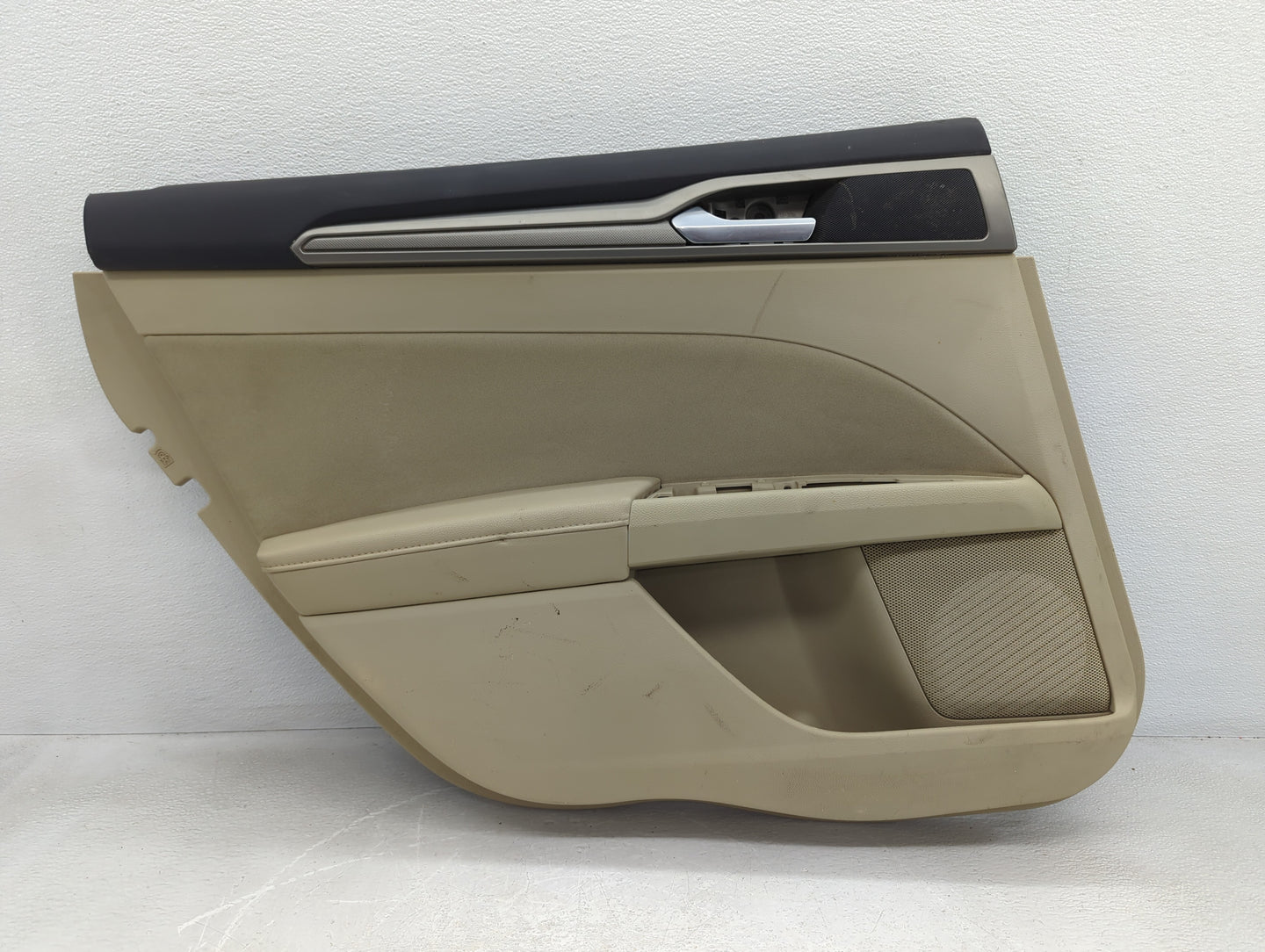 2013 Ford Fusion Rear Left Driver Interior Door Panel Trim - Oemusedautoparts1.com