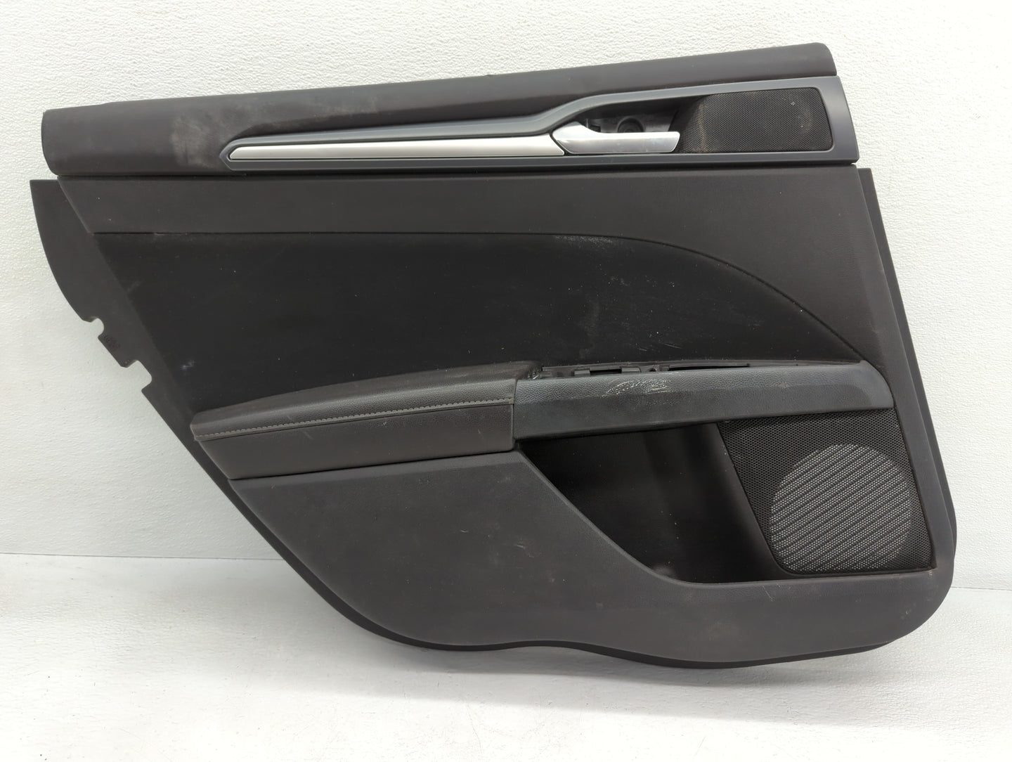 2013 Ford Fusion Front Right Passenger Interior Door Panel Trim - Oemusedautoparts1.com