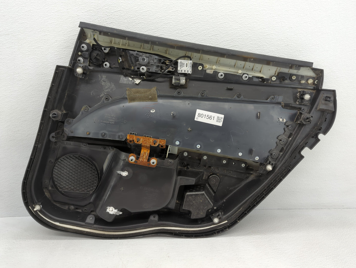 2013 Ford Fusion Front Right Passenger Interior Door Panel Trim - Oemusedautoparts1.com