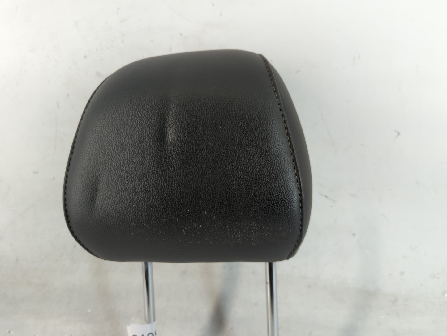 2013 Ford Fusion Headrest Head Rest Front Driver Passenger Seat Fits Fits 1999 2000 2001 2002 OEM Used Auto Parts - Oemuseda
