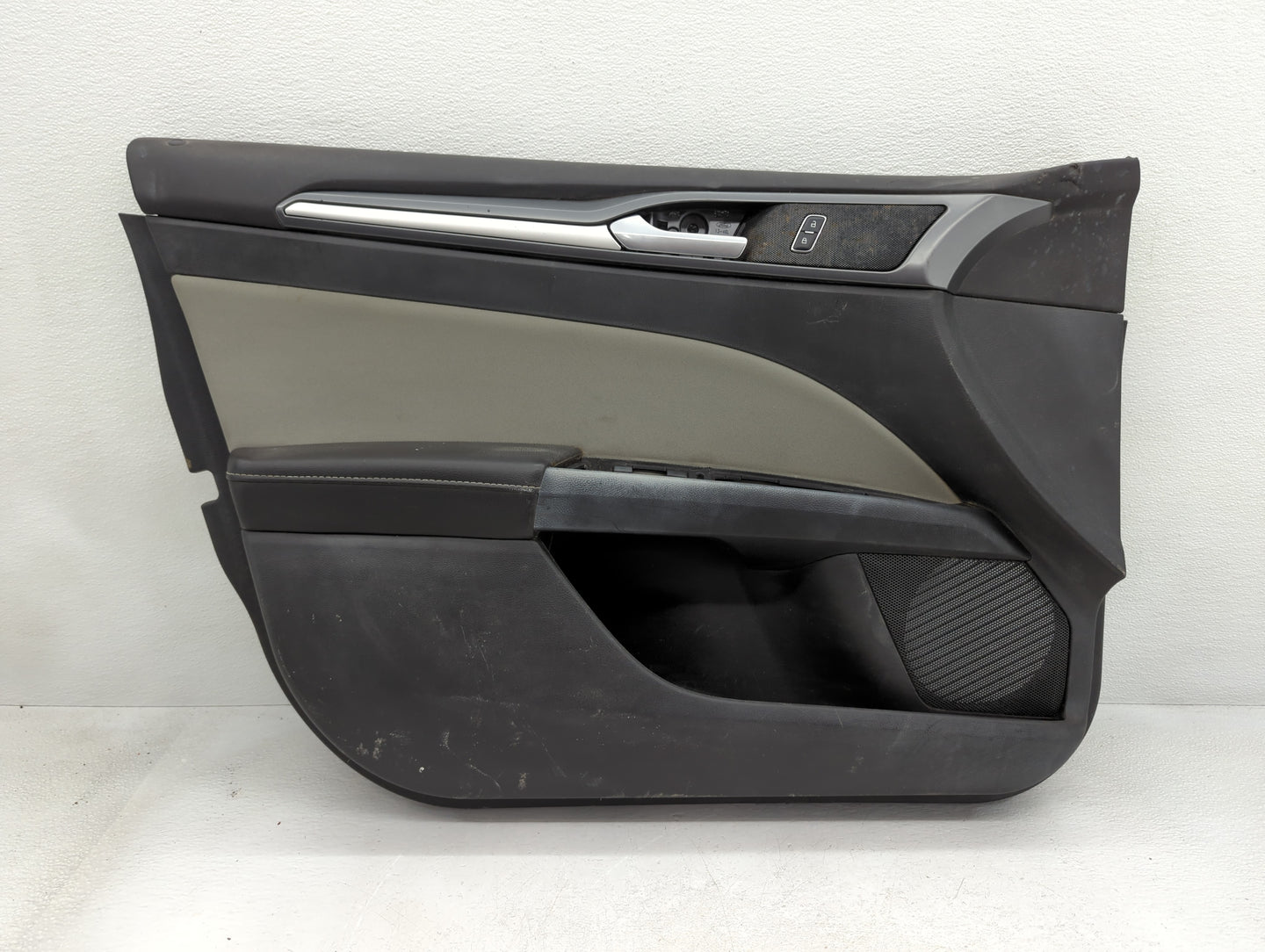 2013 Ford Fusion Rear Left Driver Interior Door Panel Trim - Oemusedautoparts1.com