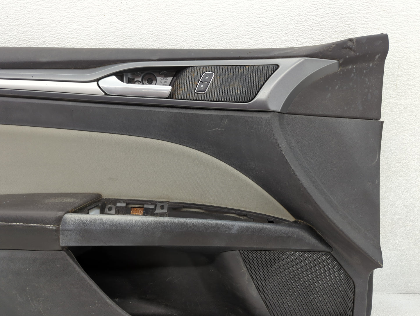 2013 Ford Fusion Rear Left Driver Interior Door Panel Trim - Oemusedautoparts1.com