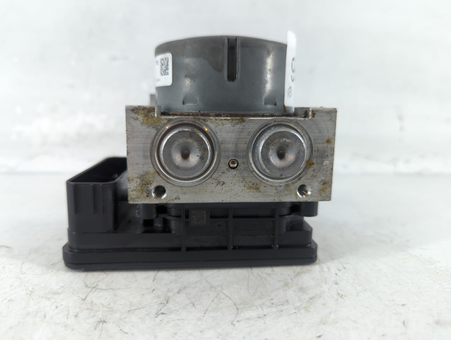 2013 Ford Fusion ABS Pump Control Module Replacement P/N:DG9C-2C405-FB Fits OEM Used Auto Parts - Oemusedautoparts1.com