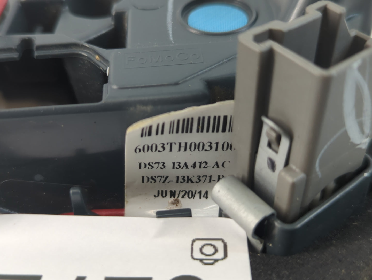 2013-2016 Ford Fusion Tail Light Assembly Passenger Right OEM P/N:DS73 13A412 A Fits Fits 2013 2014 2015 2016 OEM Used Auto 